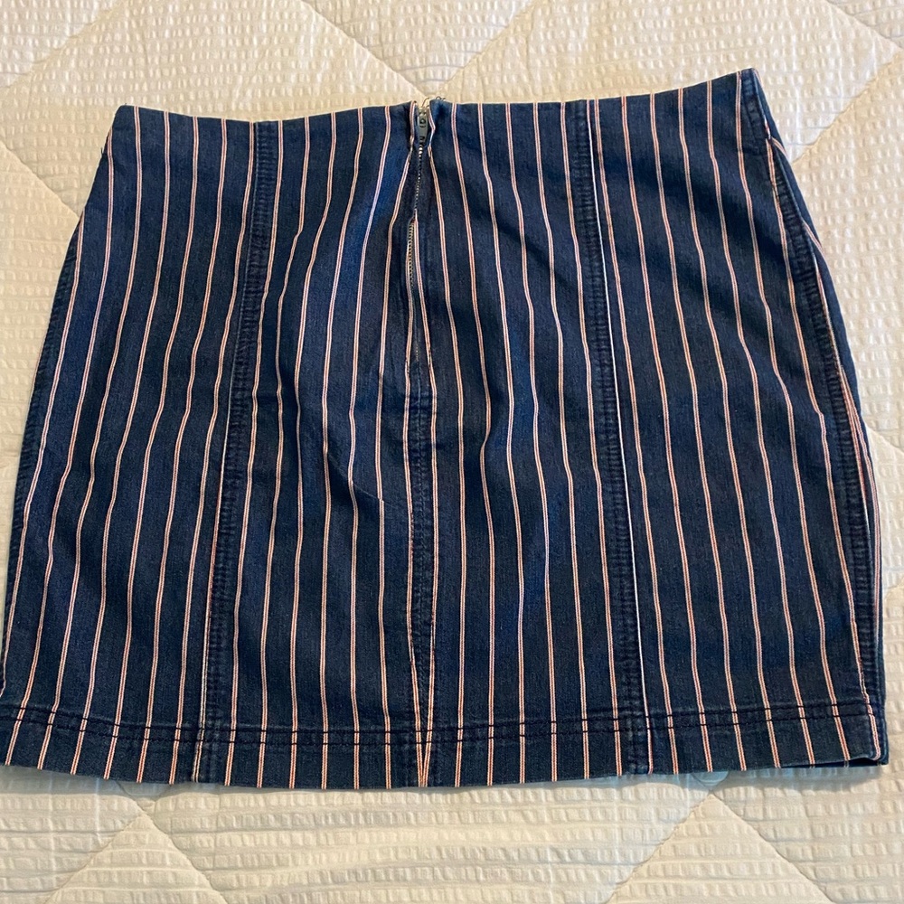 Others Follow Red & White Lexi Striped
Denim Mini Skirt L Large - Picture 5 of 11